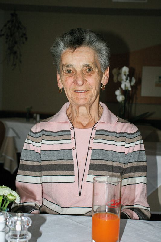 Rosa Niederfriniger Wallnöfer, geb. 1943, Laatsch: „ I bin froah, dass maine Kinder olz übernumman hobm unt waitrmochn.“