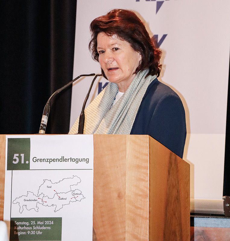 Die Sprecherin der Grenzpendler Gerlinde Warger Pegoraro  aus Taufers i. M. 