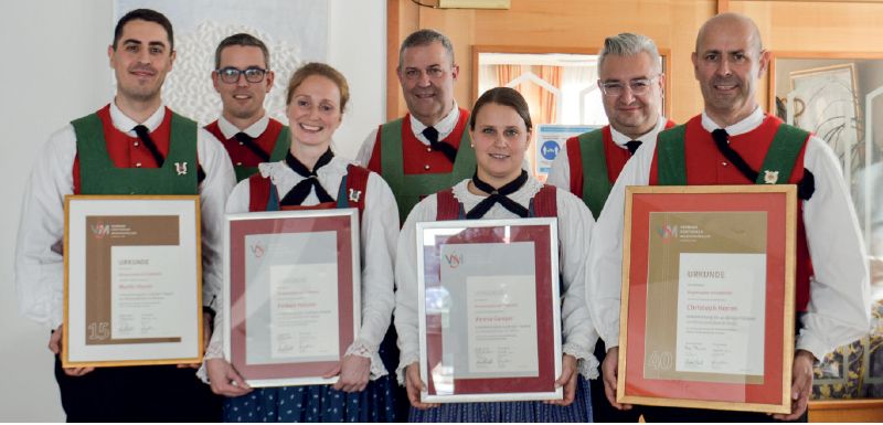 v. l. n. r. Martin Horrer, Obmann Martin Ratschiller, Barbara Holzner, Kapellmeister Georg Horrer, Verena Gamper, Obmann-Stellvertreter Dieter Pinggera, Christoph Horrer.