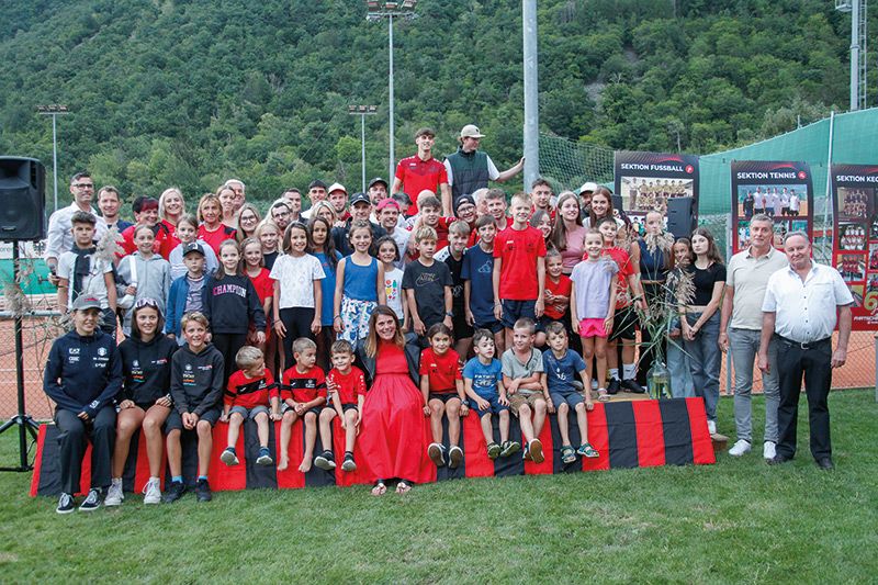 Viel Bewegung, viele Erfolge, viel Nachwuchs: Der ASV Partschins ist soziales und kulturelles Zentrum in der Gemeinde Partschins und der Sportverein hat sich von der Gründung vor 60 Jahren als reinen Fußballverein zu mittlerweile 5 Sektionen weiterentwickelt