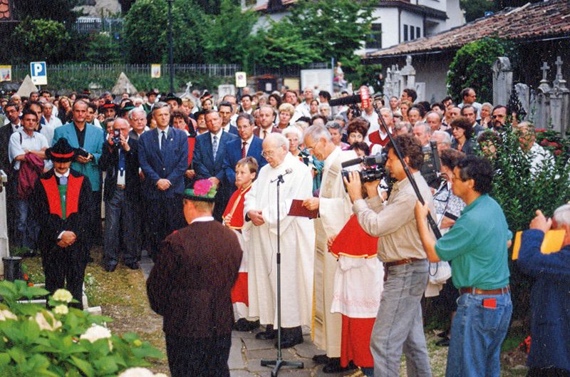 1993 Kranzniederlegung am Grab Peter Mitterhofers zum 100. Todestag u. zur Eröffnung des Museums in Töll