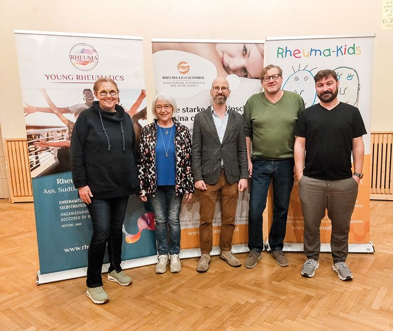 v. l.: Birgit Kaschta, Rita Feierabend, Dr. Peter Matzneller (Rheuma-Liga) und Ludwig Fabi und Michael Pinggera vom Bildungsausschuss Mals