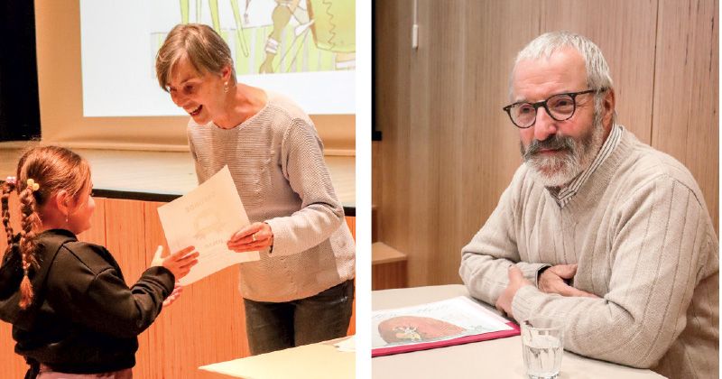 Im Rahmen der Lesung von Ernst Thoma (rechts) übergab Walburg Pfeifer (links mit Julia Paulmichl) die Lesepreise an 11 Kinder. Den Sommer über hatten sie insgesamt 43 Bibliothek-Bücher gelesen.