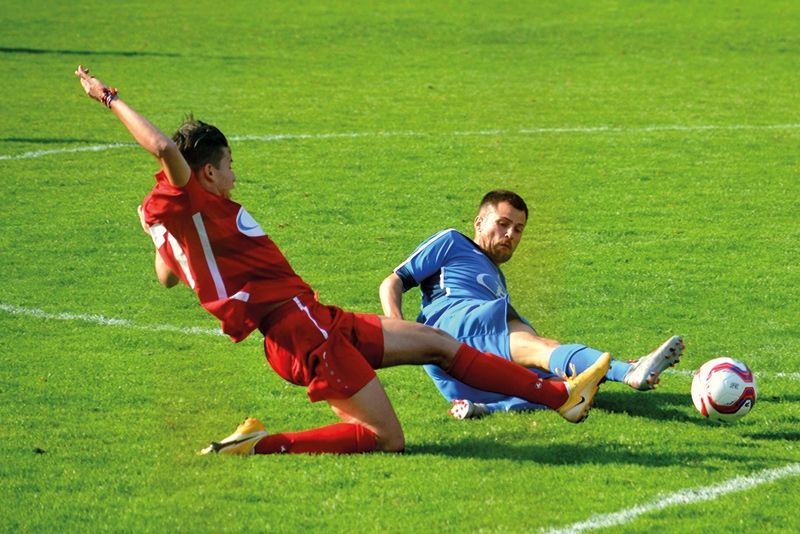 Plaus (rot) besiegte Schluderns mit 2 zu 0.