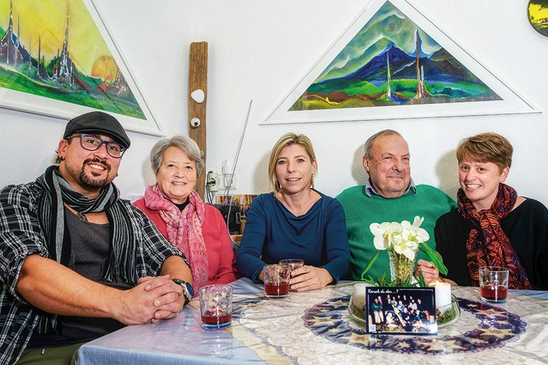Foto: links Rainer Simon, Rainelde und Gianfranco Bonora, dazwischen Michaela Schölzhorn, rechts Christine Weithaler
