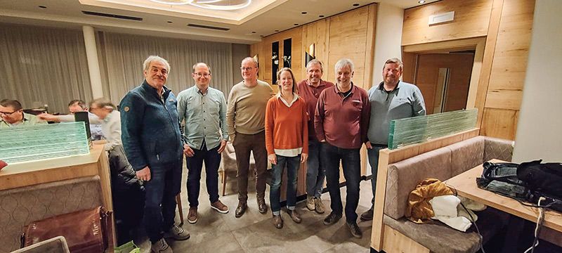 Der neue Vorstand v. l.: Bruno Giongo, Daniel Staffler (Obmann), Robert Grüner, Sibylle Pichler (Chorleiterin), Anton Thomann, Peter Giongo, Christoph Mayr.