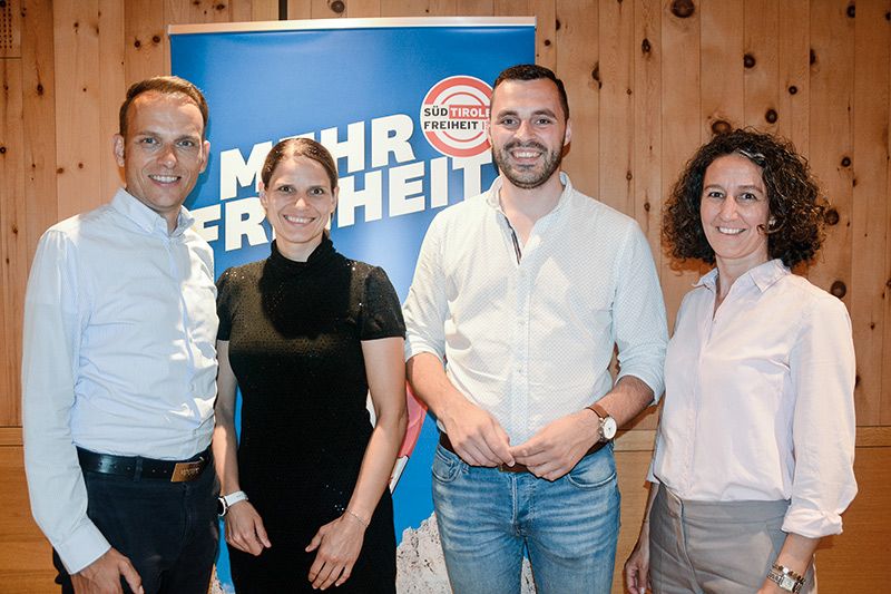 v. l.: Sven Knoll, Karin Meister, Benjamin Pixner und Myriam Atz Tammerle